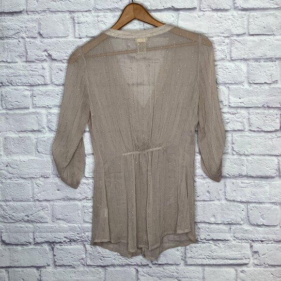 Daytrip Buckle Small S Beige Embellished‎ Beaded Pintuck Roll-tab Button Blouse - Picture 4 of 5